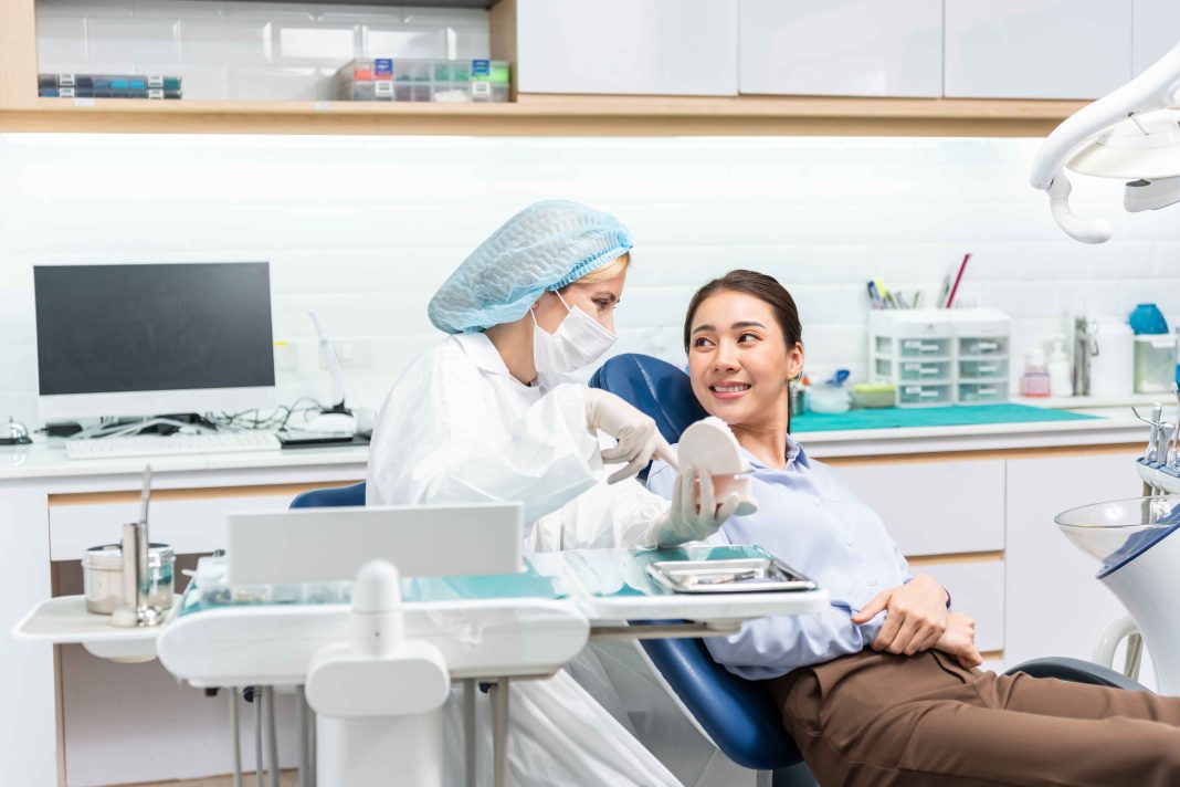 What Makes A Specialist Endodontist JLT Different From A General Dentist